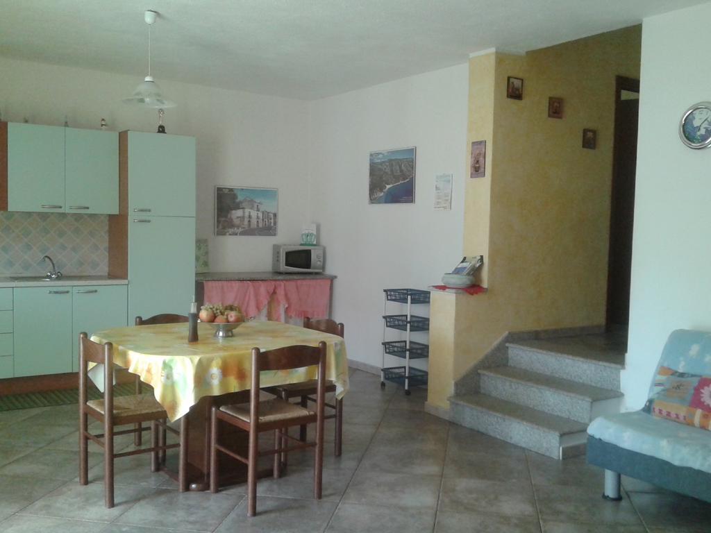 Appartamento Sa Funtana كارديدو الغرفة الصورة